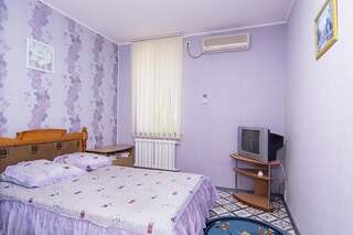 Отель Аркадия Скадовск Двухместный с 1 кроватью или 2 отдельными кроватями и душем-5